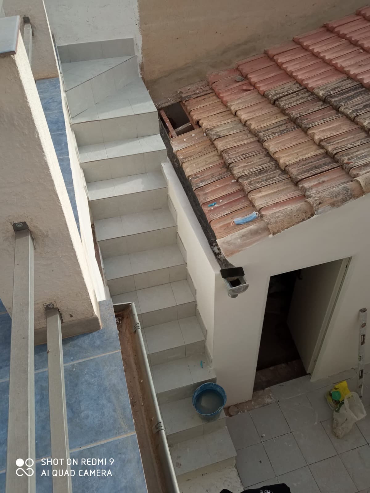 Reforma Integral de Escaleras y Patio Interior